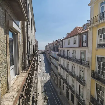 Wood Flat In Chiado! * Lisboa