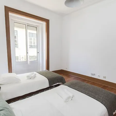 Wood Flat In Chiado! *