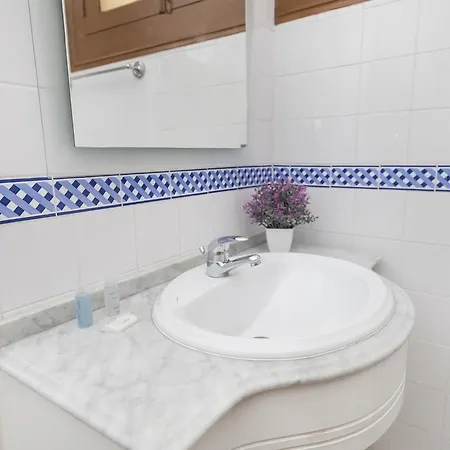 Wood Flat In Chiado! *