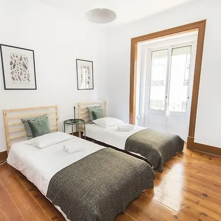アパート Wood Flat In Chiado! *